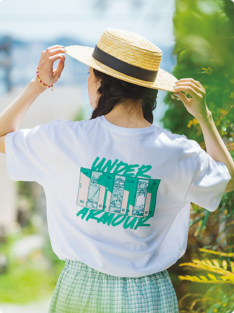 UNDER　ARMOUR UAパフォーマンスコットン ロッカー グラフィック ショートスリーブ Tシャツ ホワイト