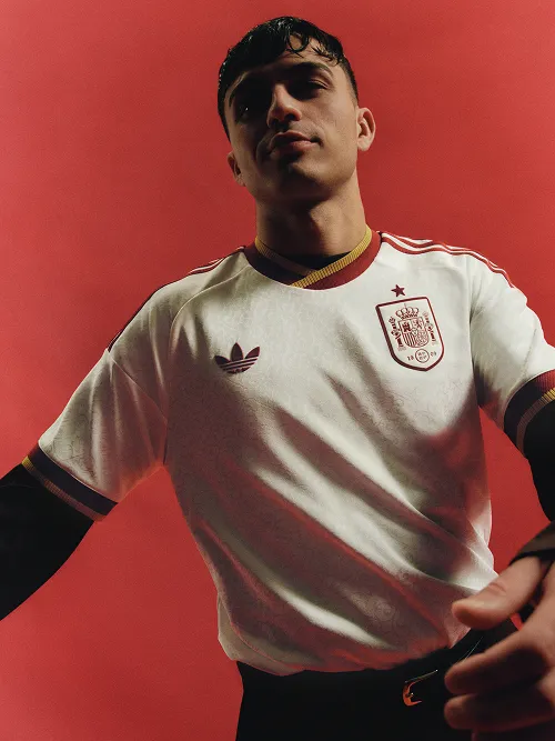 スペイン代表 ユニフォーム