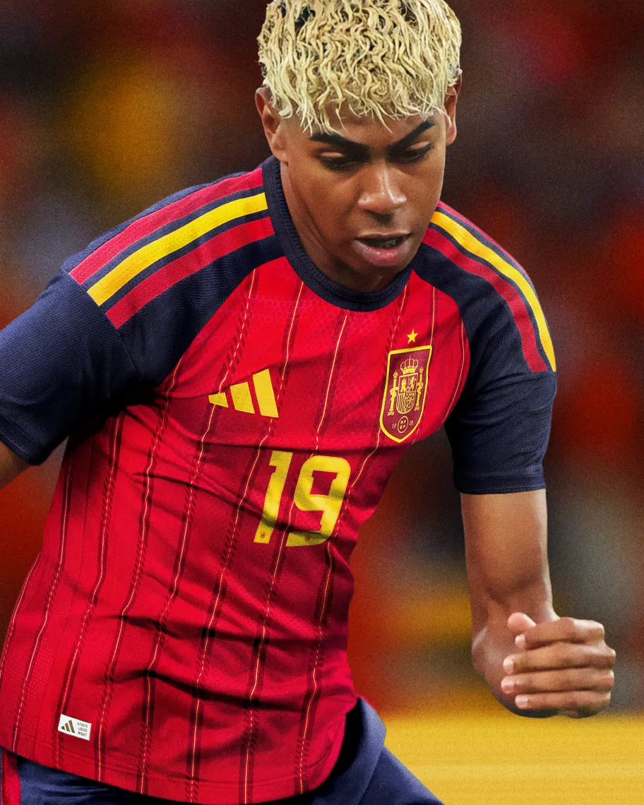 スペイン代表 ユニフォーム