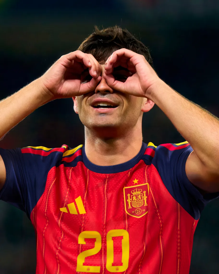 スペイン代表 ユニフォーム