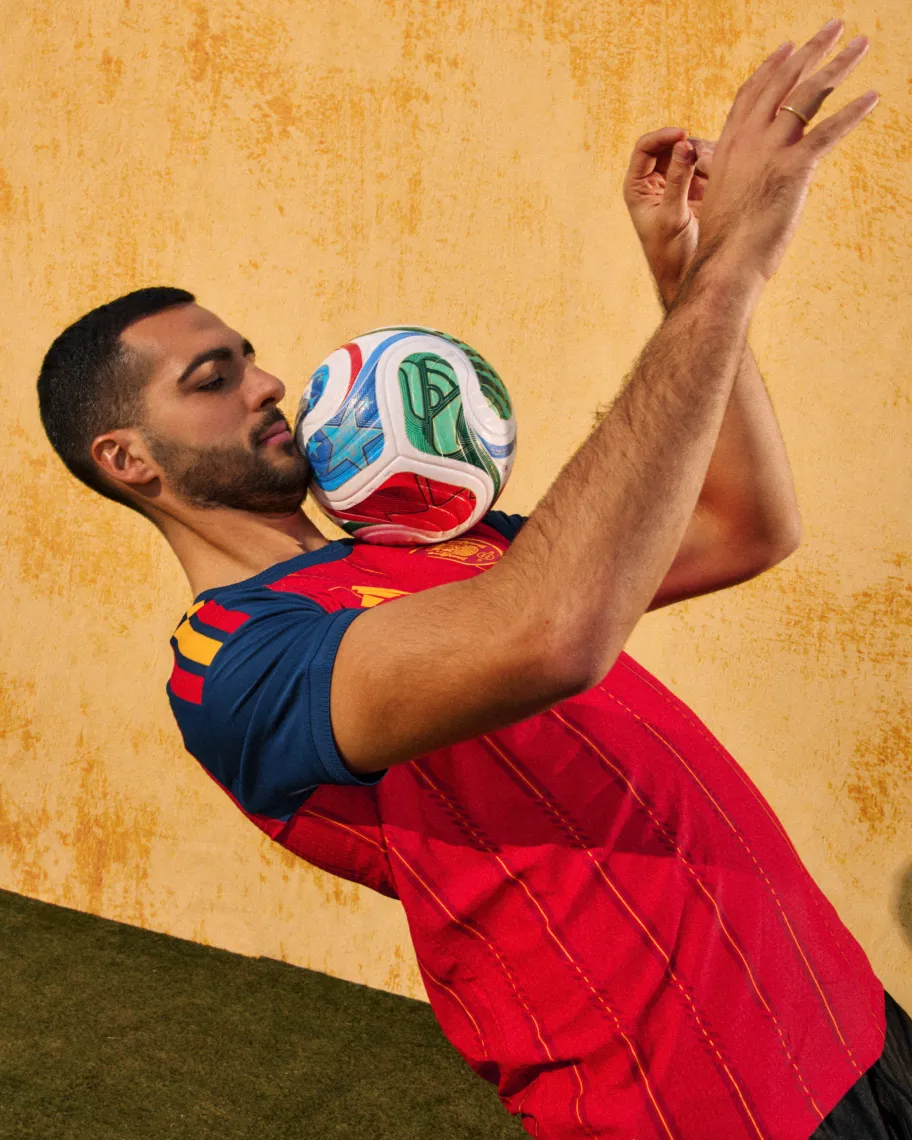 スペイン代表 ユニフォーム