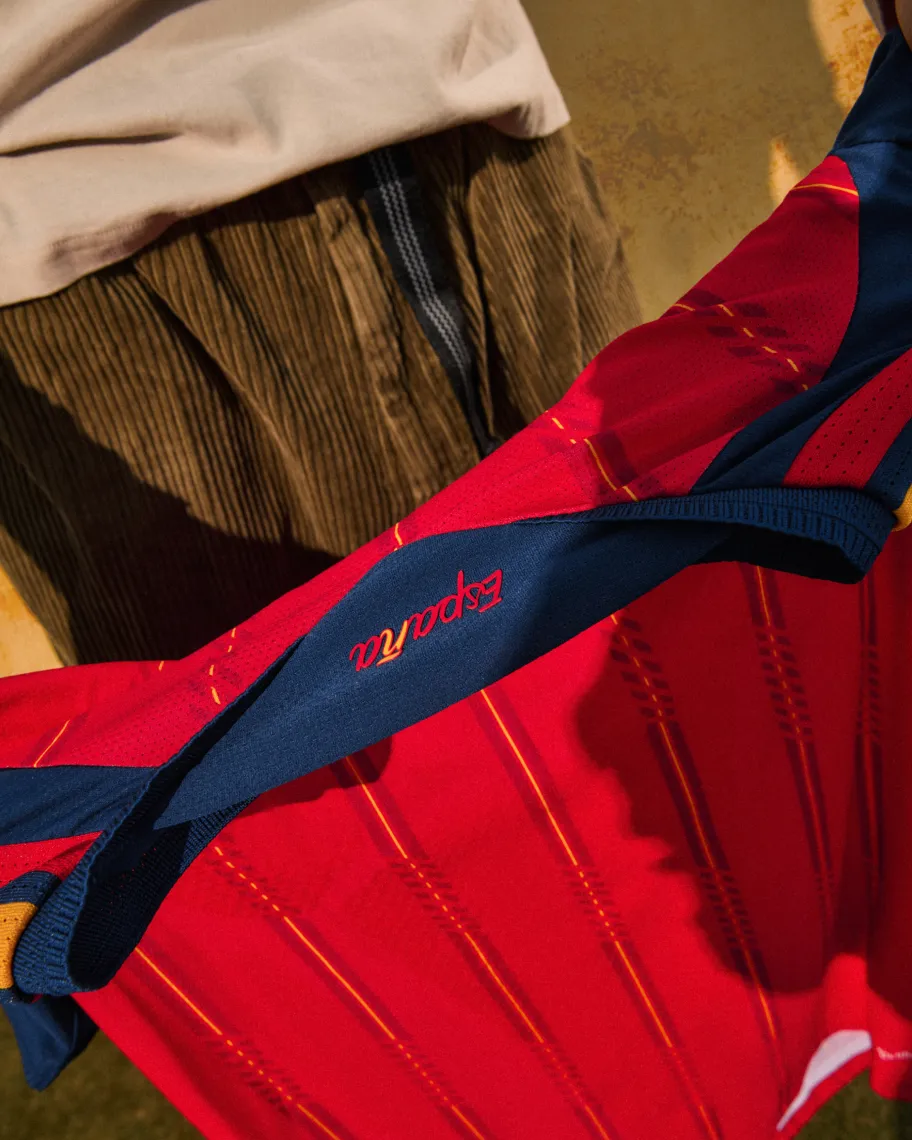 スペイン代表 ユニフォーム