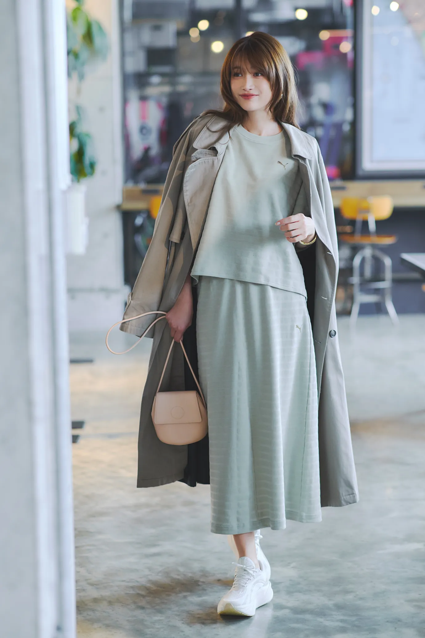 LOOK2