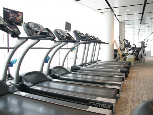 アルペンフィットネスクラブ丸の内タワー 春の入会キャンペーン開催中 入会金０円