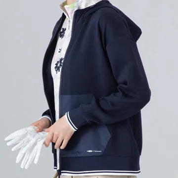 パーカー"